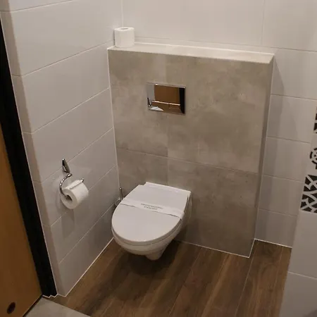 Apartment Friendly - *