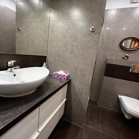 Friendly - * Krakkó